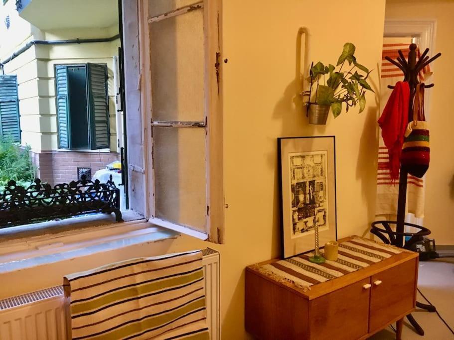 Vintage Studio Apartment, Garden And Free Parking Budapest Exterior photo